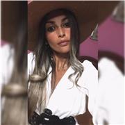 Laureata in Giurisprudenza, offre lezioni private Italiano e Diritto